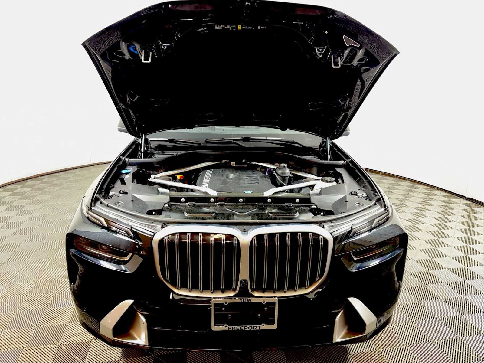 2024 BMW X7 xDrive40i Sports Activity Vehicle