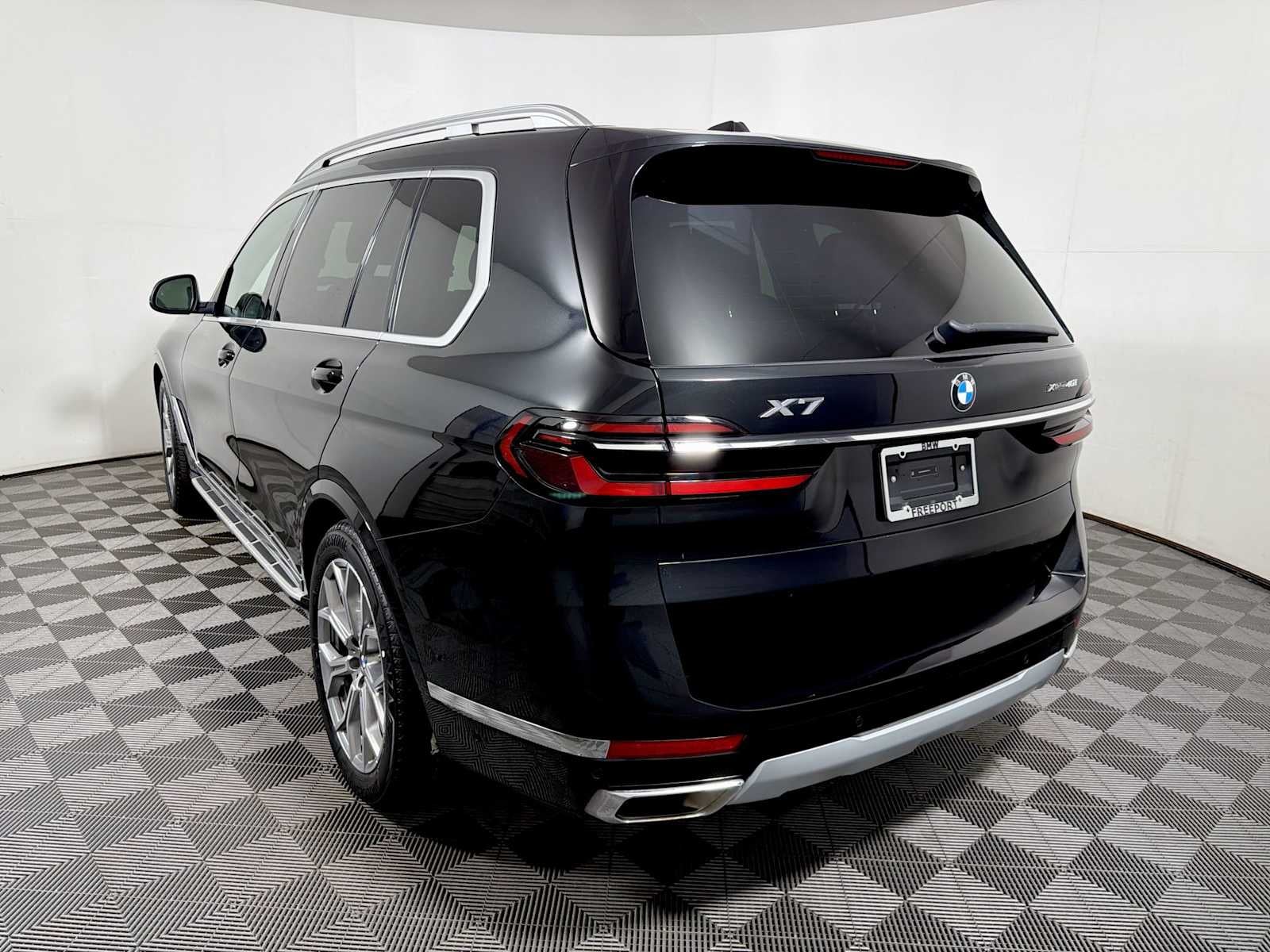 2024 BMW X7 xDrive40i Sports Activity Vehicle