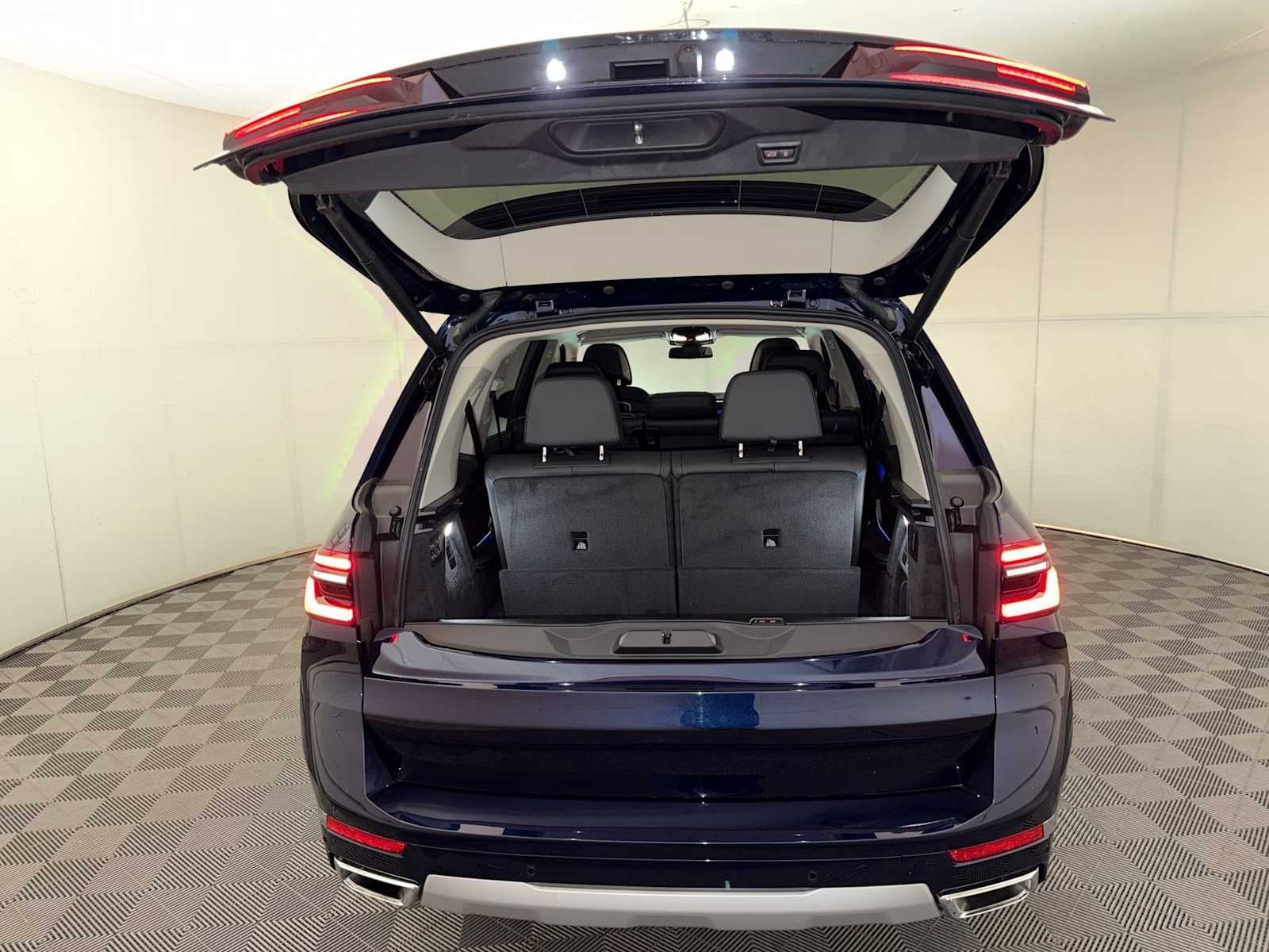 2026 BMW X7 xDrive40i Sports Activity Vehicle