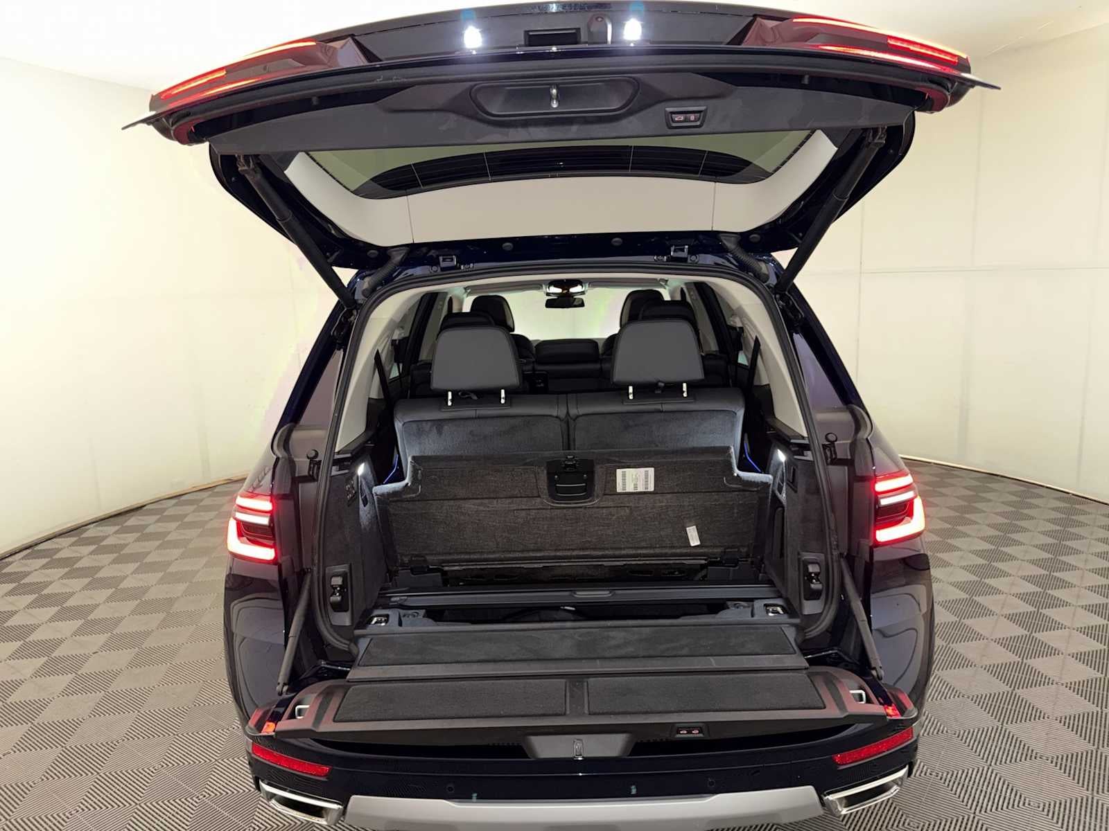 2026 BMW X7 xDrive40i Sports Activity Vehicle