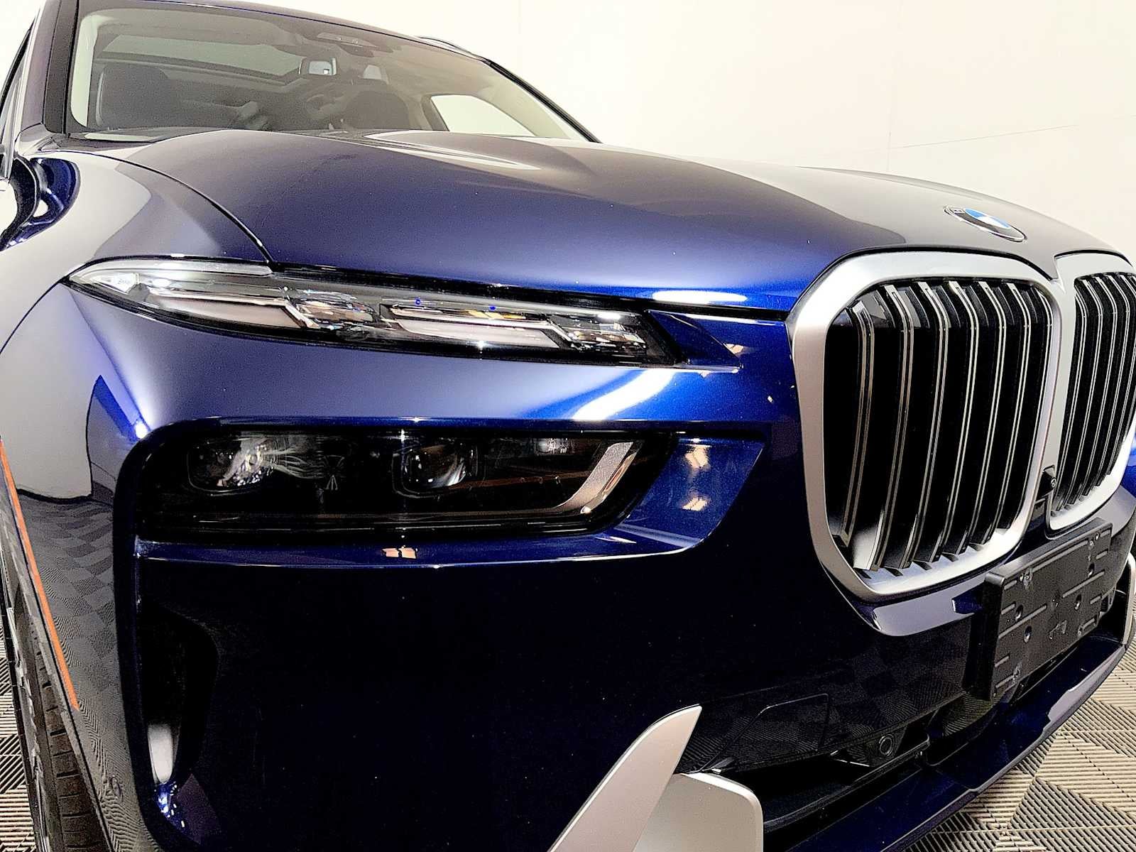 2026 BMW X7 xDrive40i Sports Activity Vehicle
