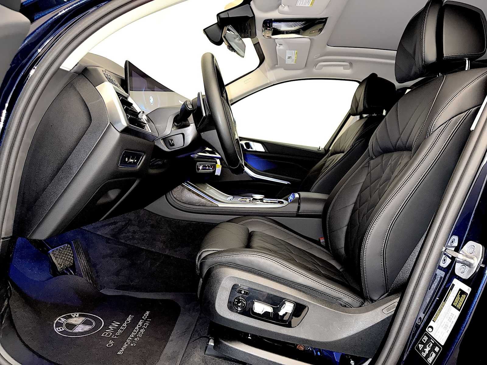 2026 BMW X7 xDrive40i Sports Activity Vehicle