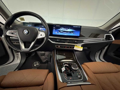 2024 BMW X7 xDrive40i Sports Activity Vehicle