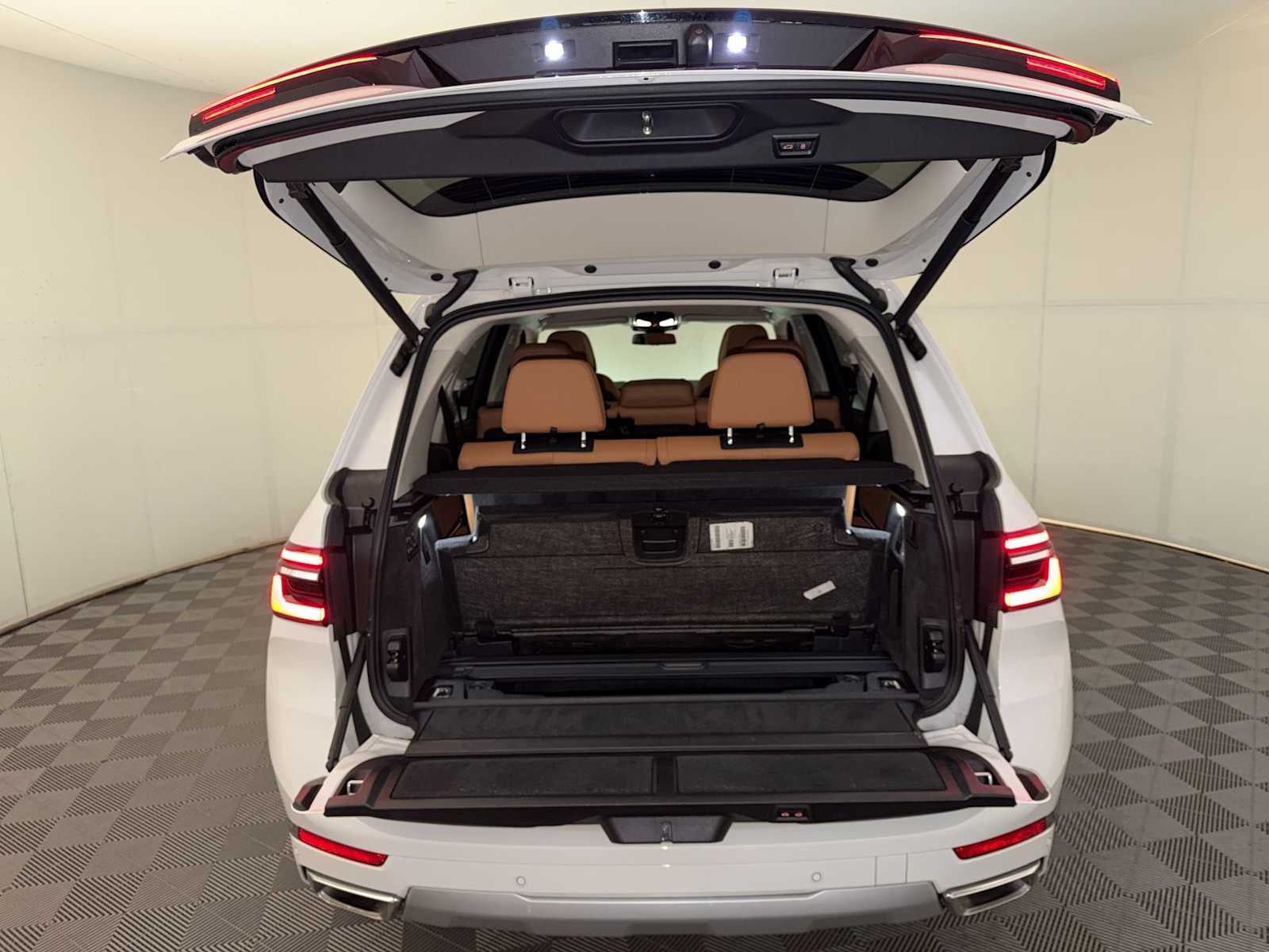 2024 BMW X7 xDrive40i Sports Activity Vehicle