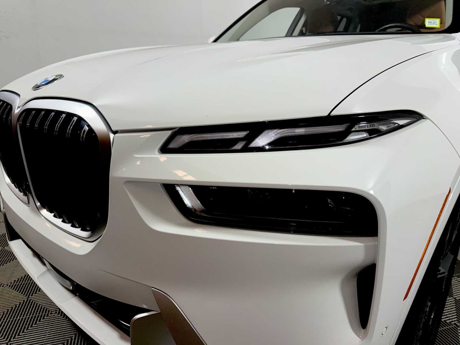 2024 BMW X7 xDrive40i Sports Activity Vehicle