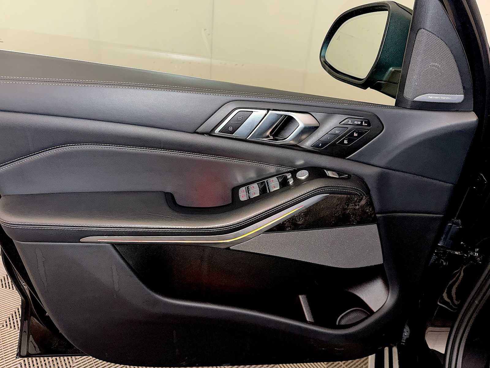 2023 BMW X7 xDrive40i Sports Activity Vehicle