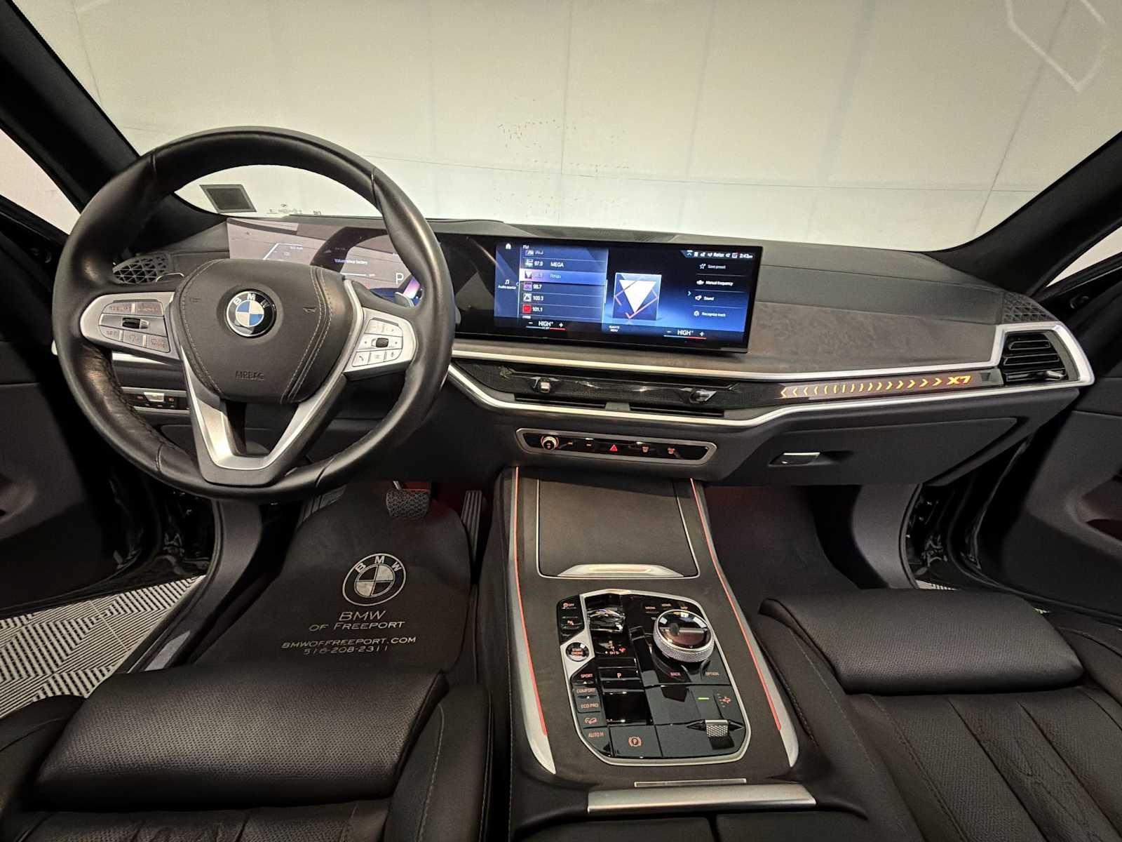 2023 BMW X7 xDrive40i Sports Activity Vehicle