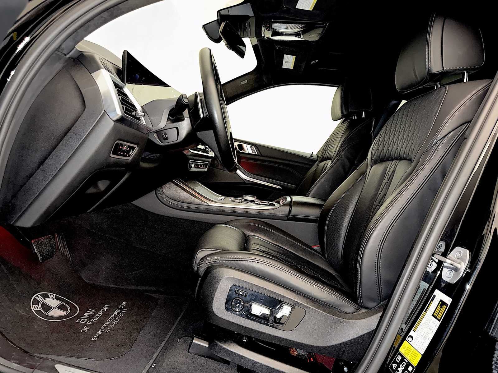 2023 BMW X7 xDrive40i Sports Activity Vehicle