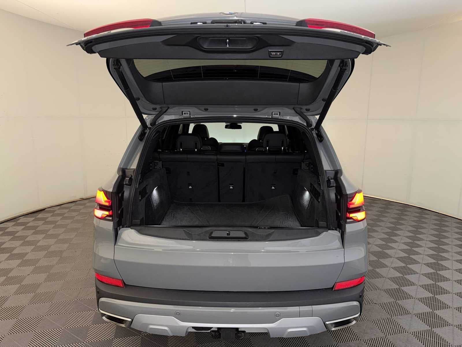 2025 BMW X5 xDrive40i Sports Activity Vehicle