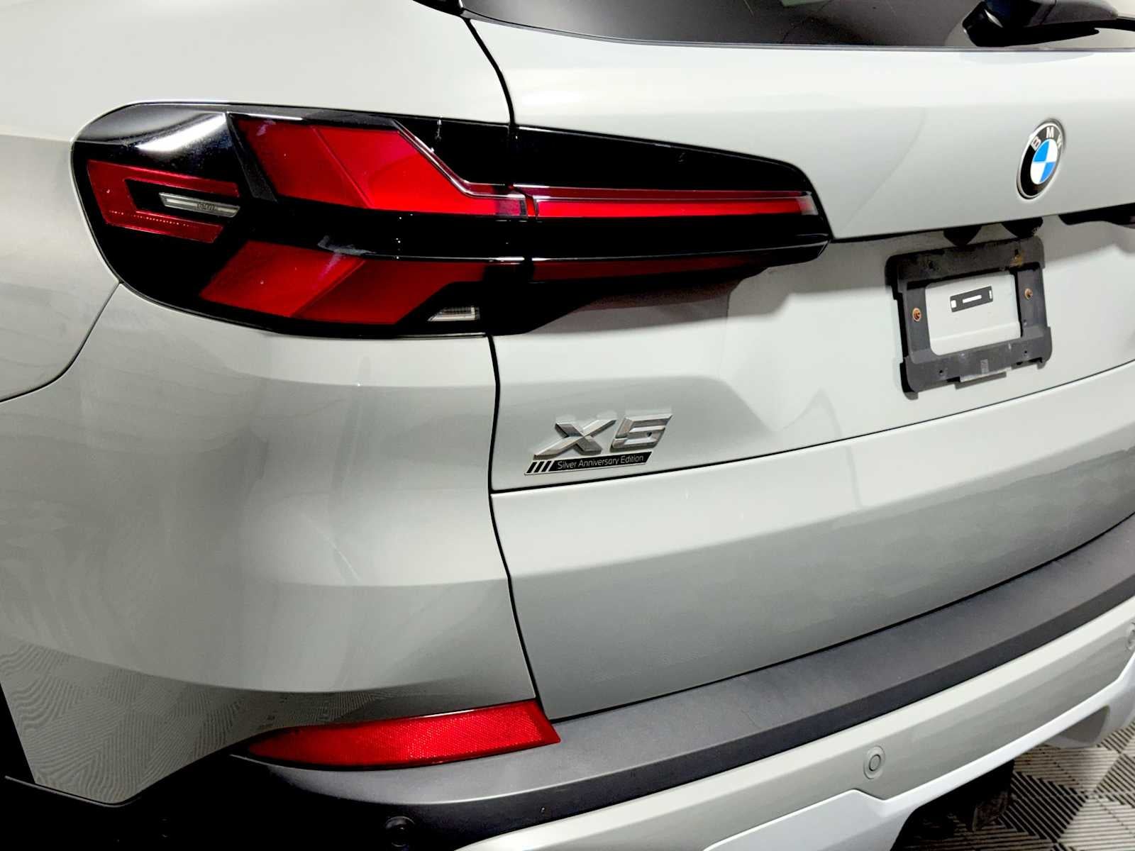 2025 BMW X5 xDrive40i Sports Activity Vehicle