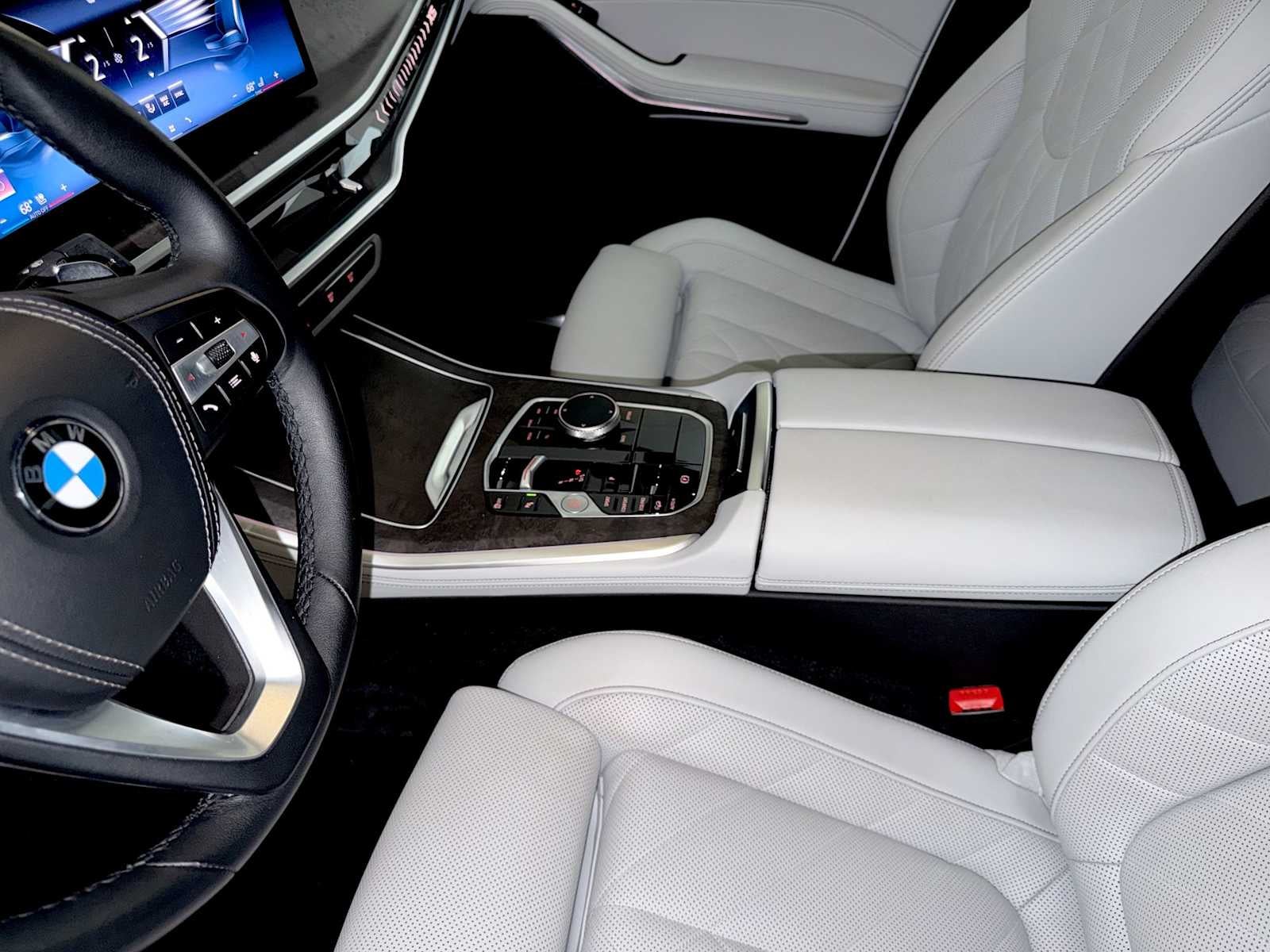 2025 BMW X5 xDrive40i Sports Activity Vehicle