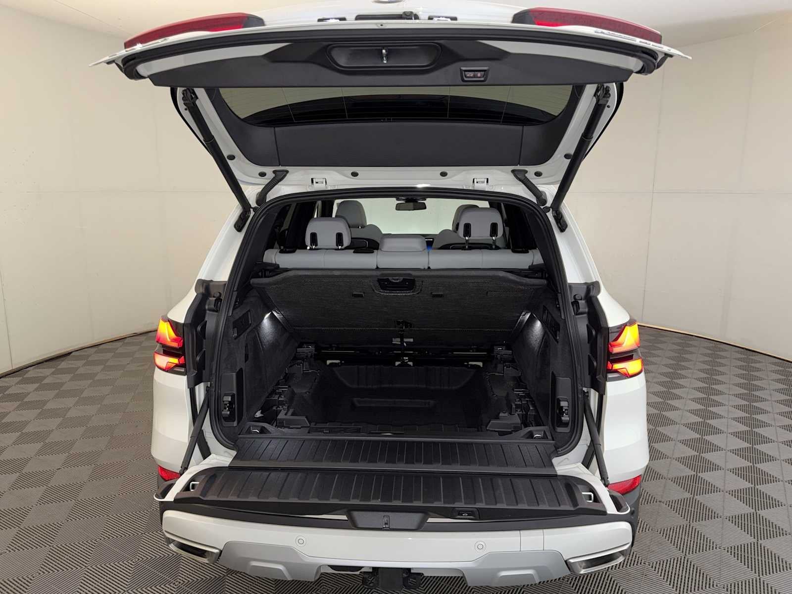 2025 BMW X5 xDrive40i Sports Activity Vehicle