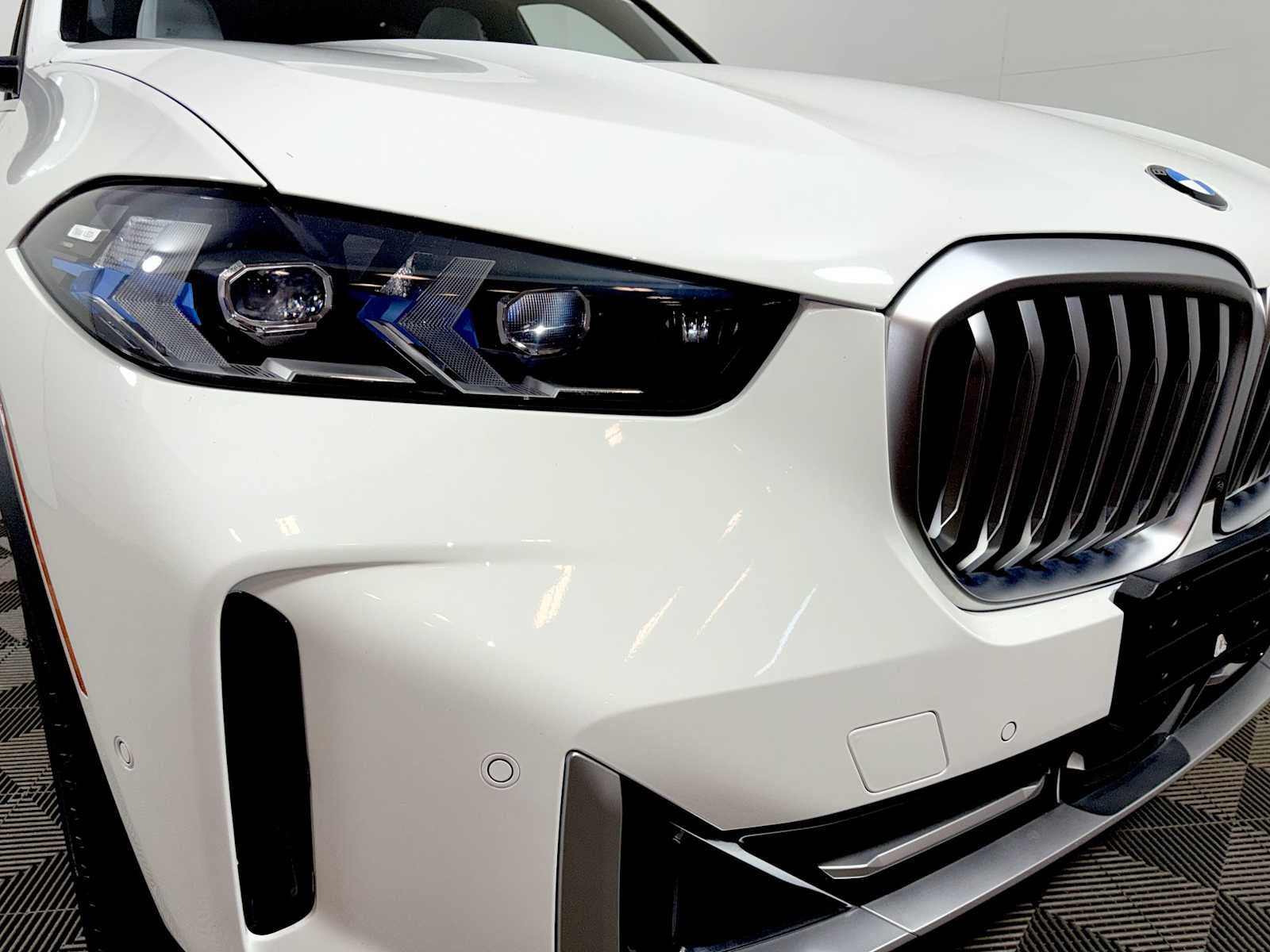 2025 BMW X5 xDrive40i Sports Activity Vehicle