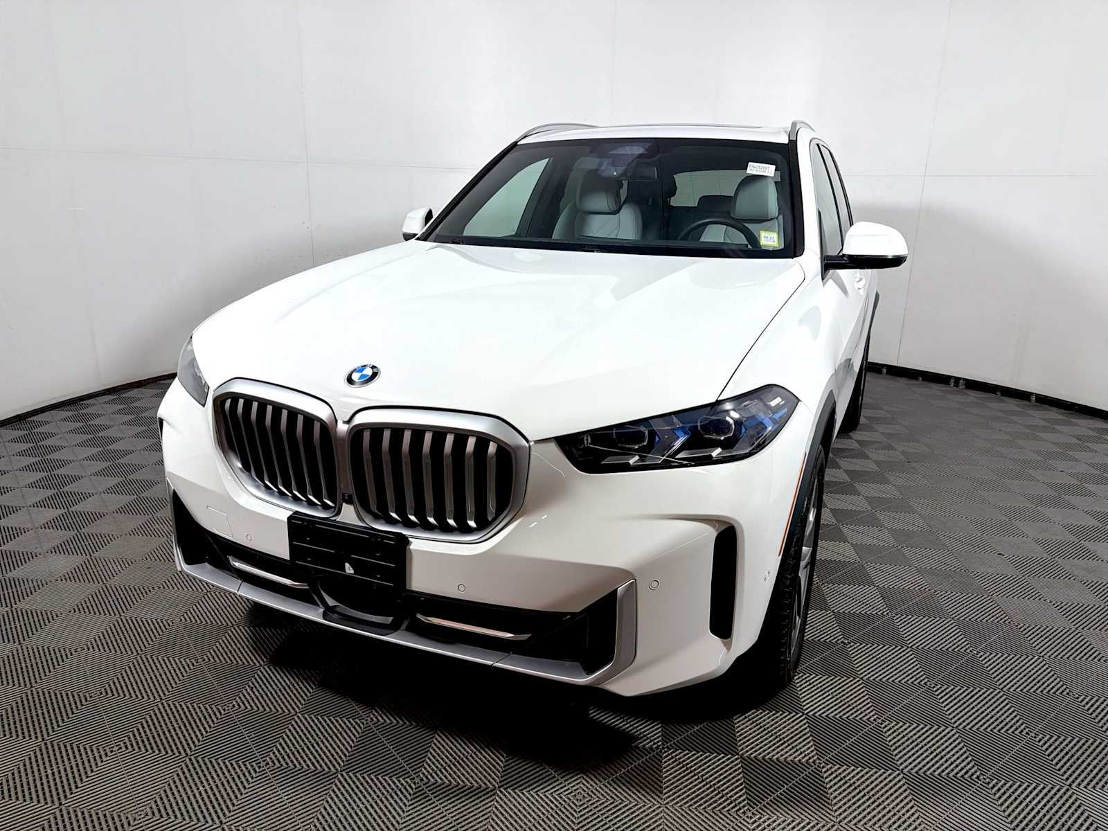 2025 BMW X5 xDrive40i Sports Activity Vehicle