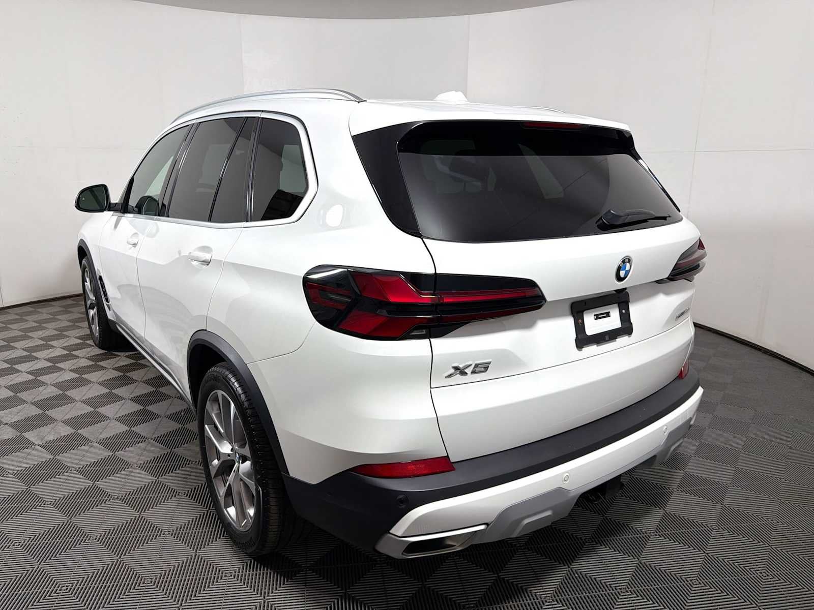 2025 BMW X5 xDrive40i Sports Activity Vehicle