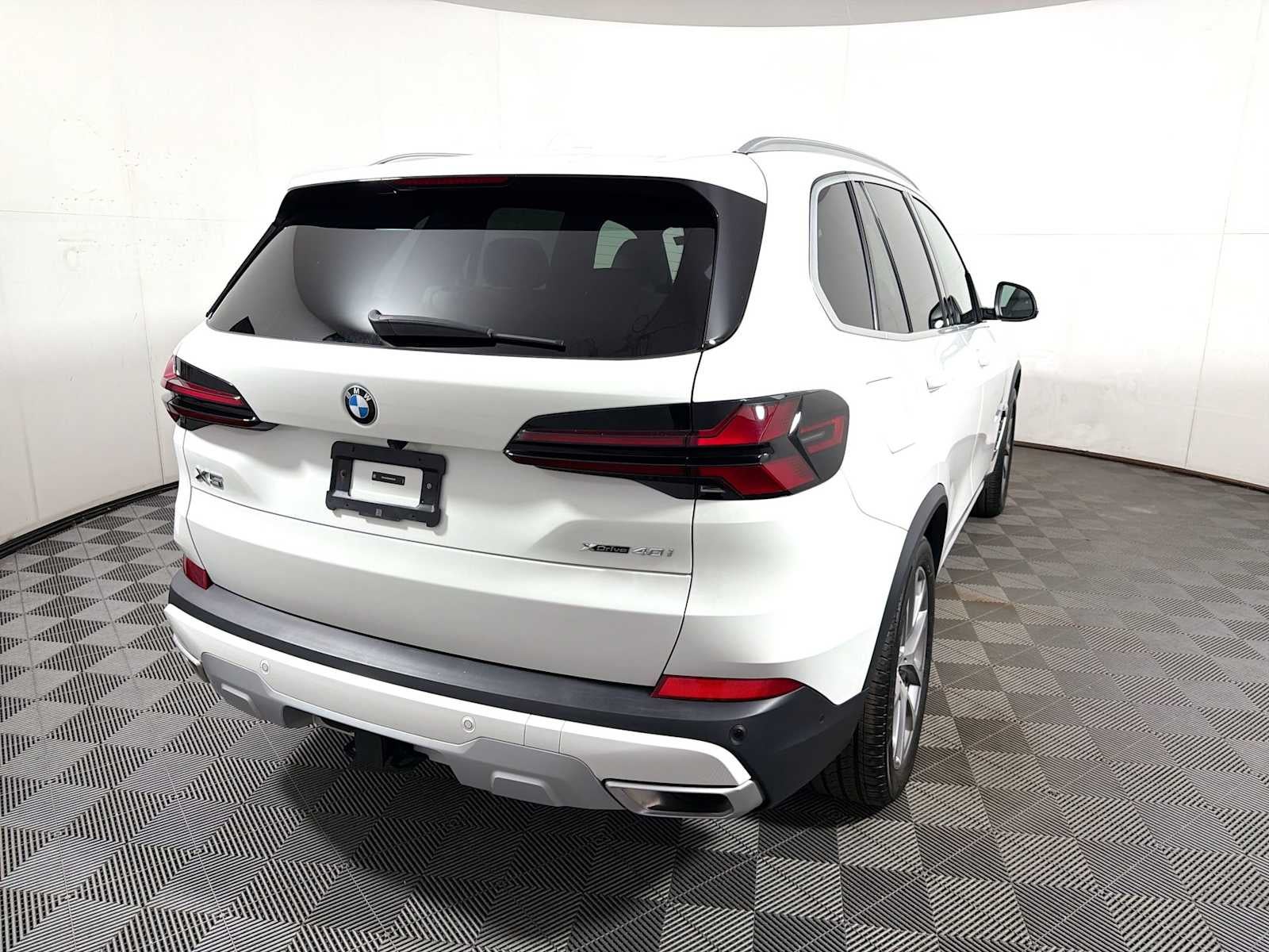 2025 BMW X5 xDrive40i Sports Activity Vehicle