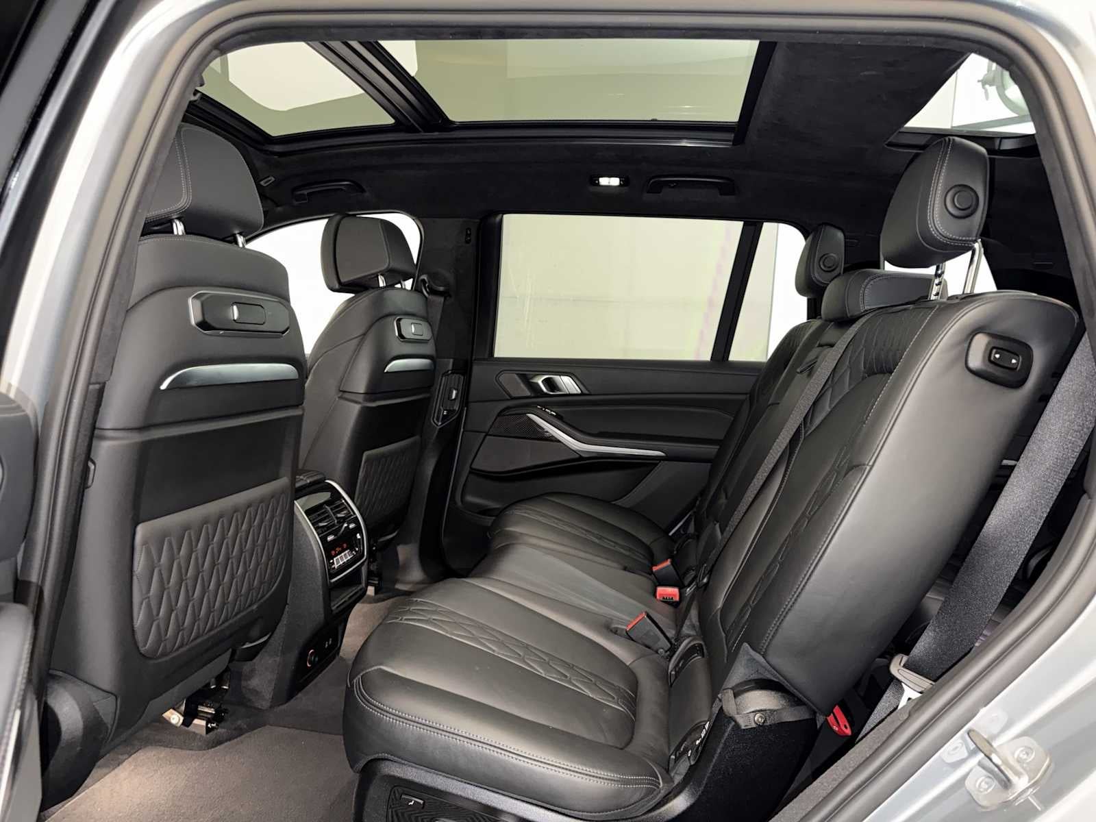 2024 BMW X7 M60i Sports Activity Vehicle