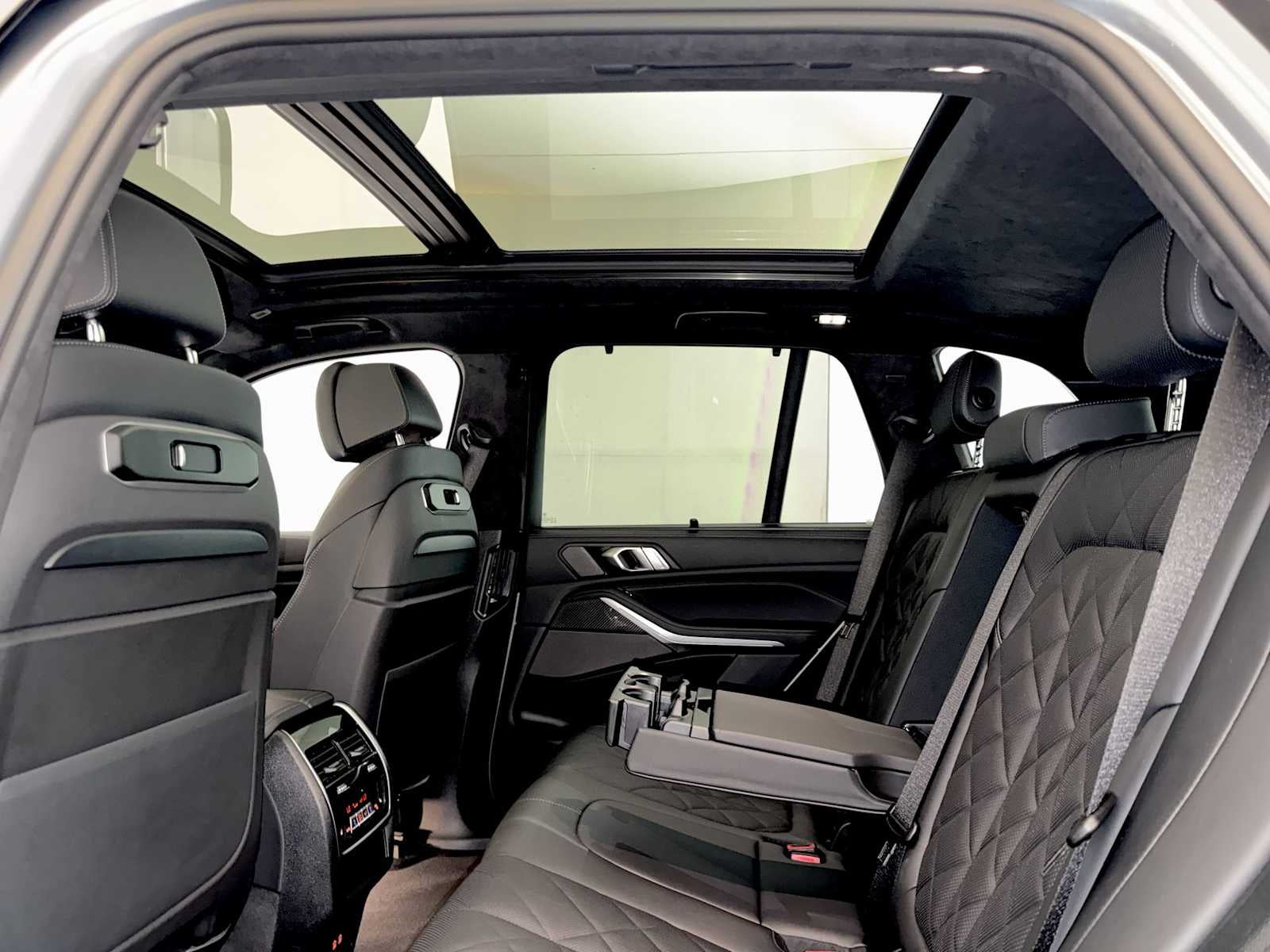 2026 BMW X5 M60i Sports Activity Vehicle