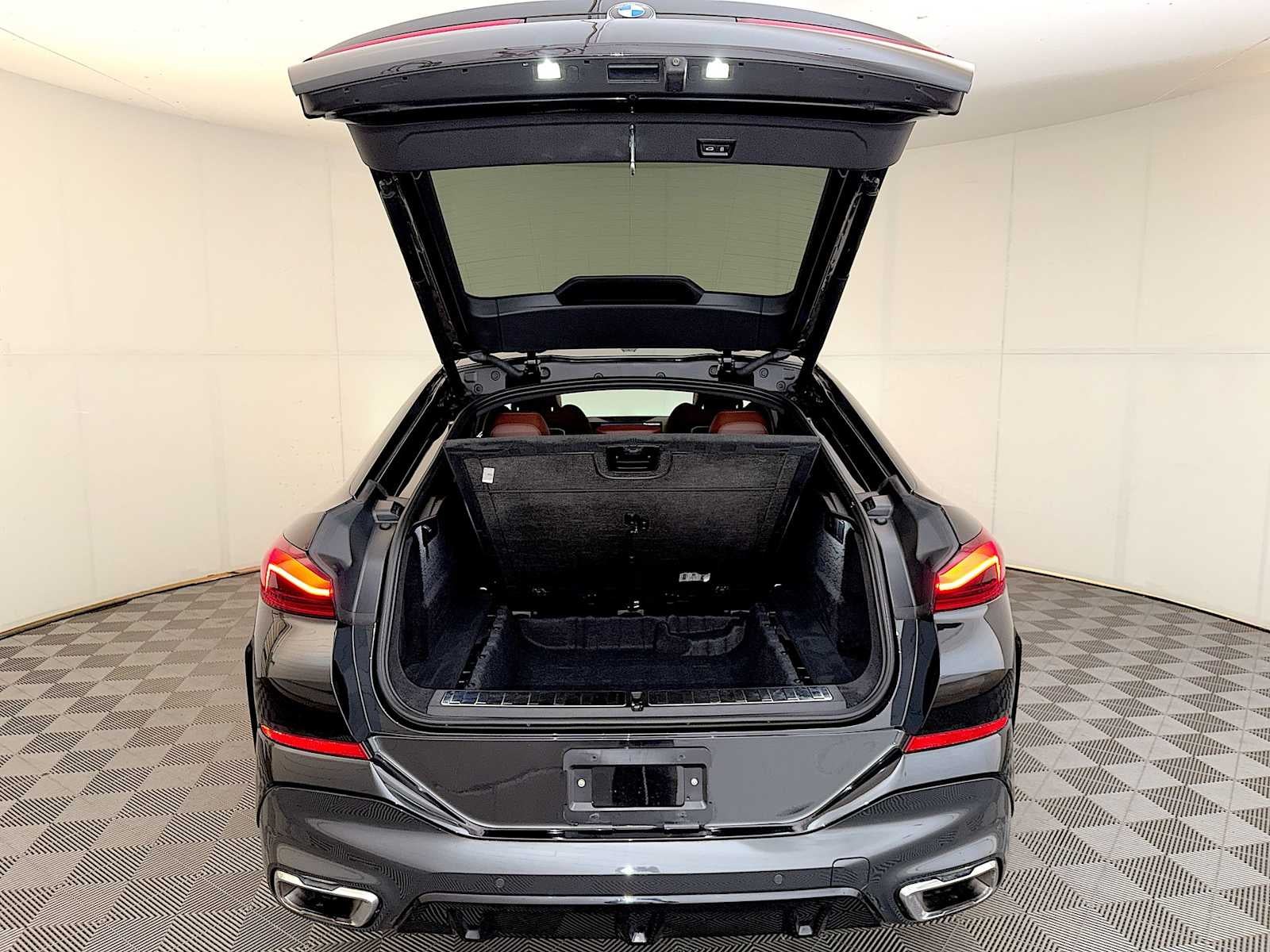 2024 BMW X6 xDrive40i Sports Activity Coupe