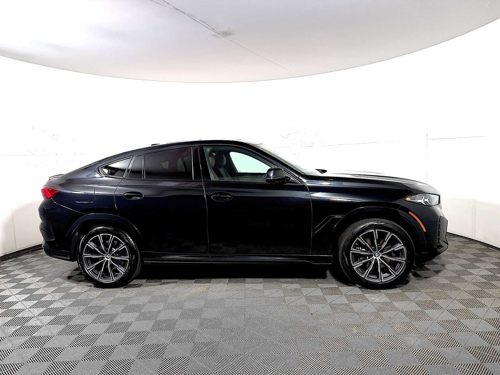 2024 BMW X6 xDrive40i Sports Activity Coupe