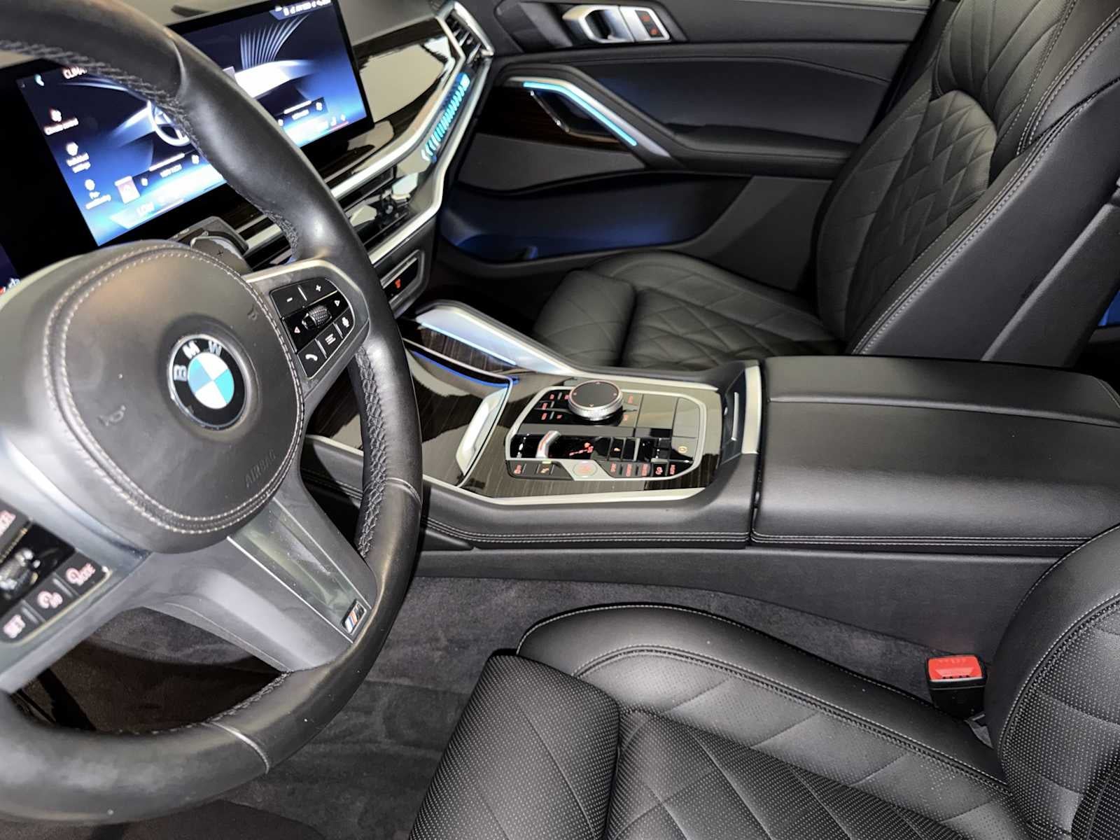 2025 BMW X6 xDrive40i Sports Activity Coupe