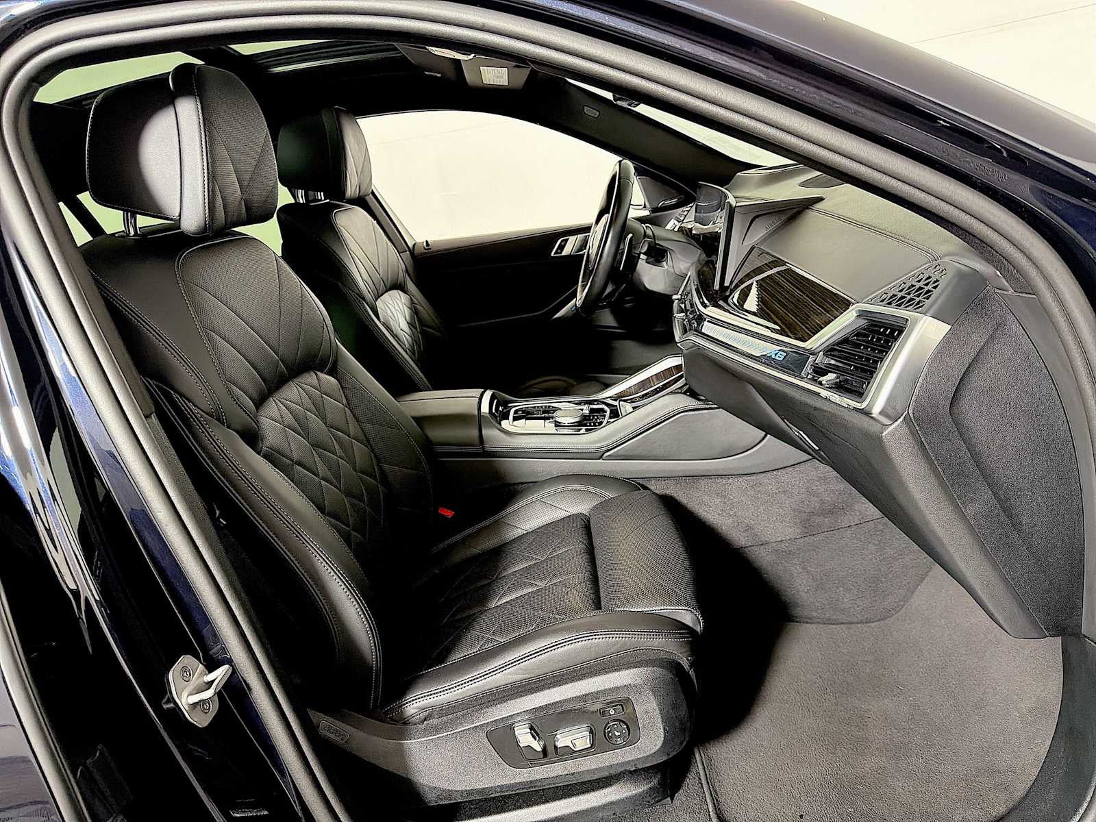 2025 BMW X6 xDrive40i Sports Activity Coupe