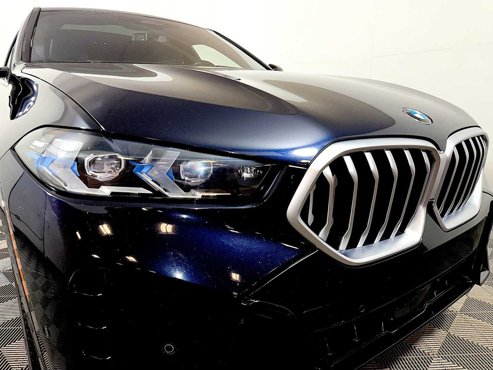 2025 BMW X6 xDrive40i Sports Activity Coupe