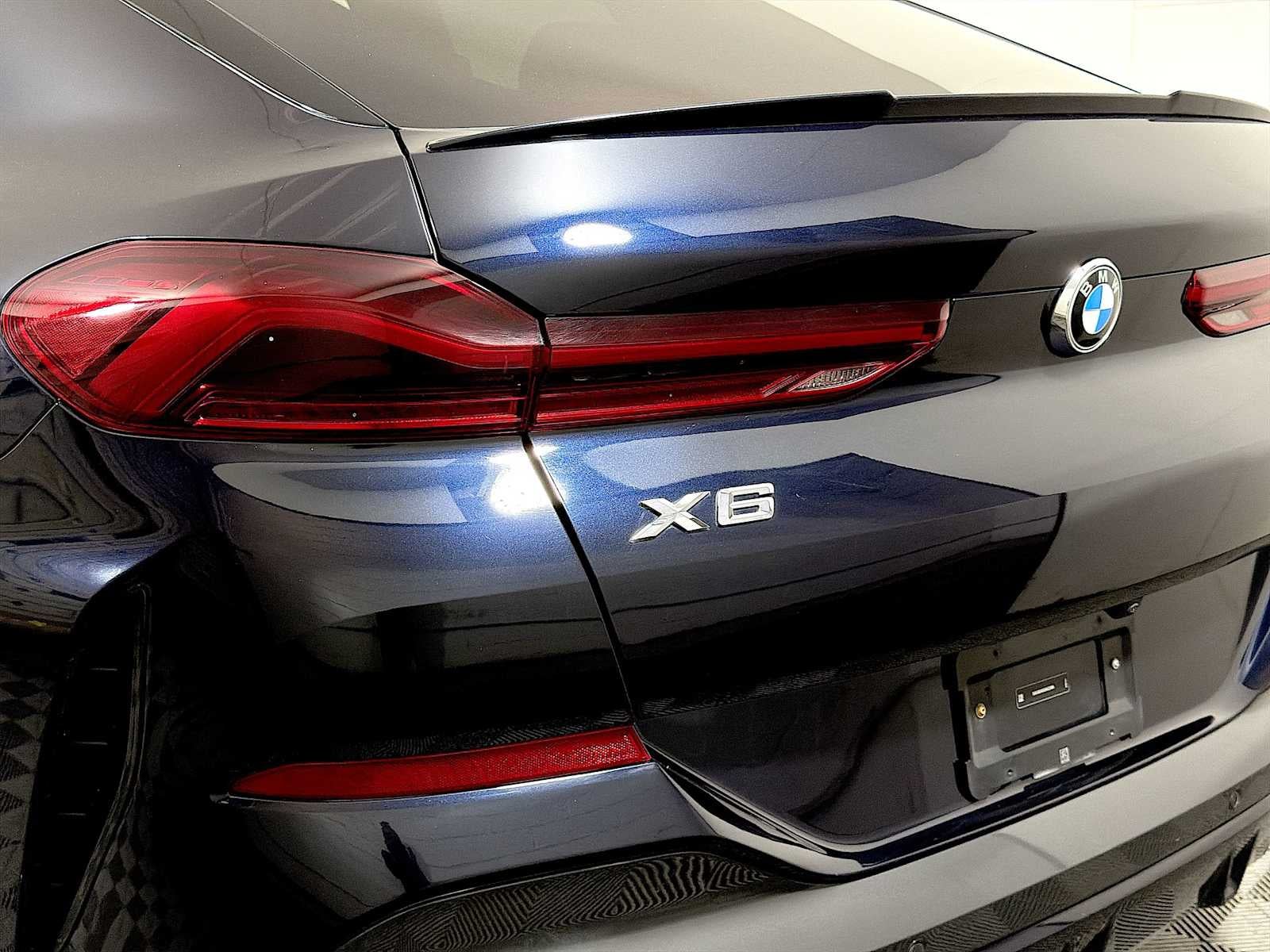 2025 BMW X6 xDrive40i Sports Activity Coupe