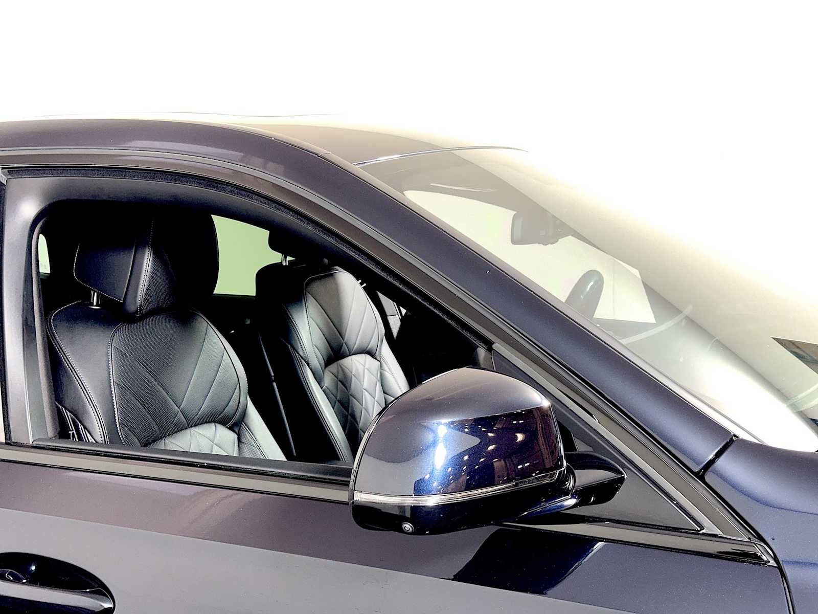2025 BMW X6 xDrive40i Sports Activity Coupe