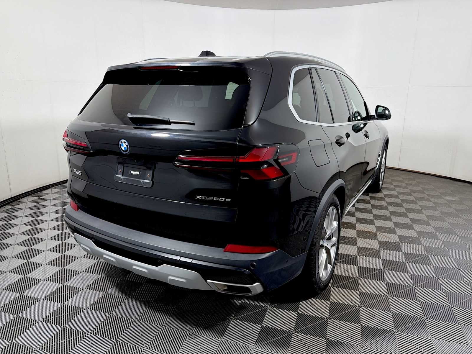 2024 BMW X5 xDrive50e Plug-In Hybrid
