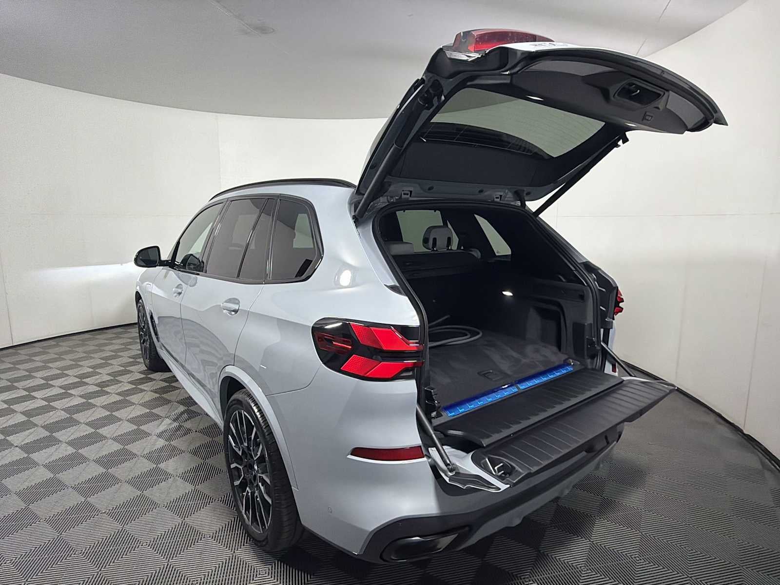 2026 BMW X5 xDrive50e Plug-In Hybrid