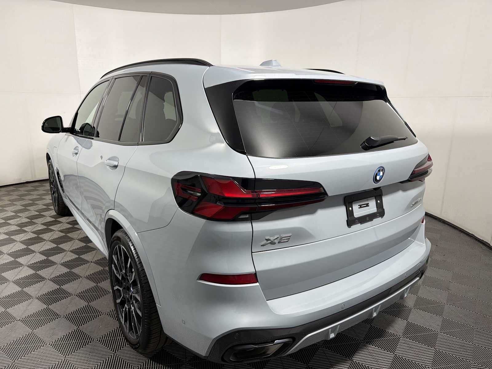 2026 BMW X5 xDrive50e Plug-In Hybrid