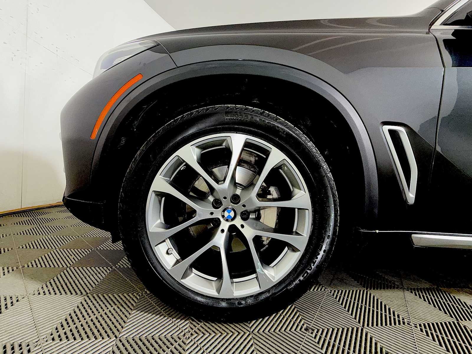 2023 BMW X5 xDrive40i Sports Activity Vehicle