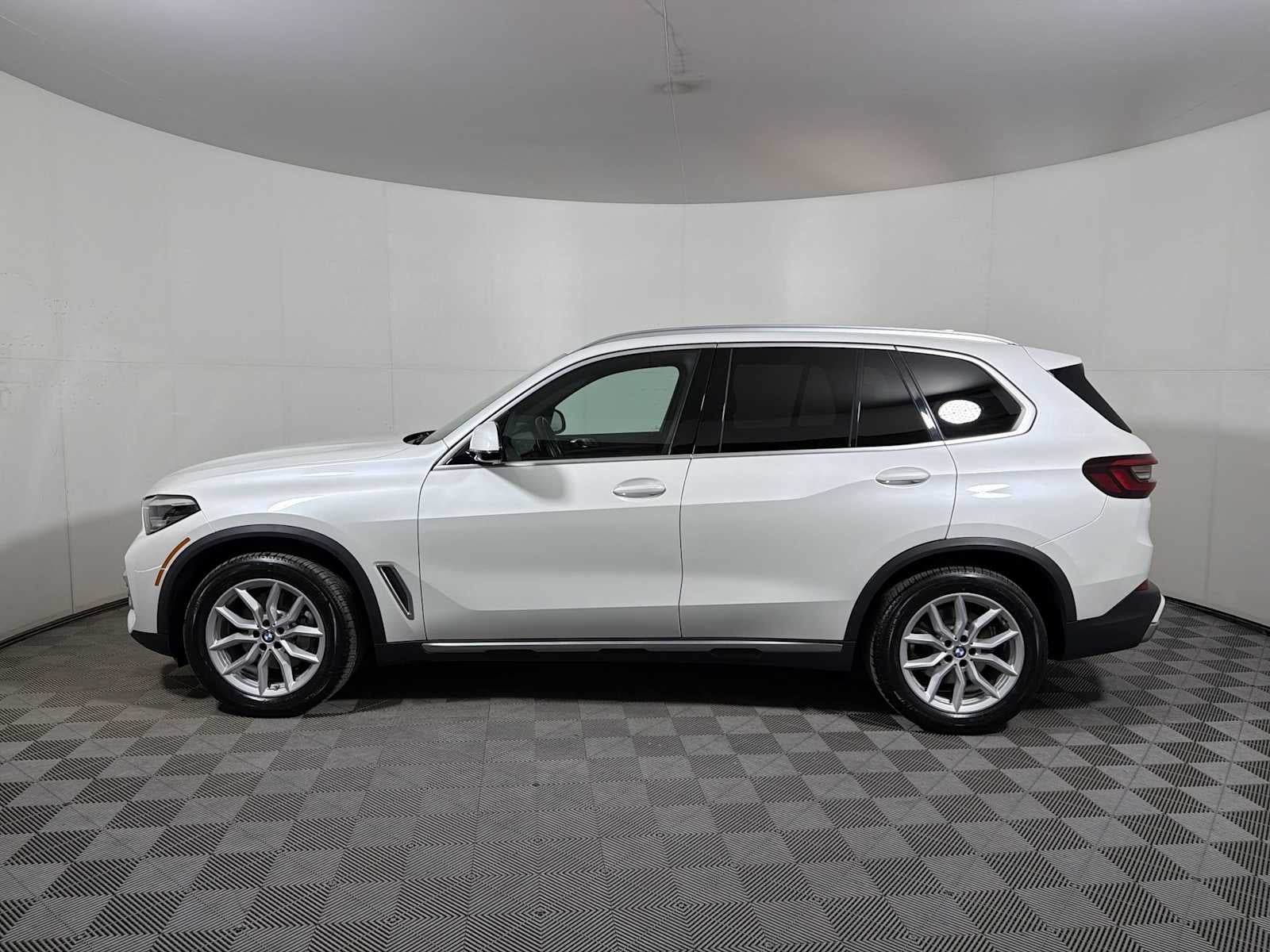 2023 BMW X5 xDrive40i Sports Activity Vehicle
