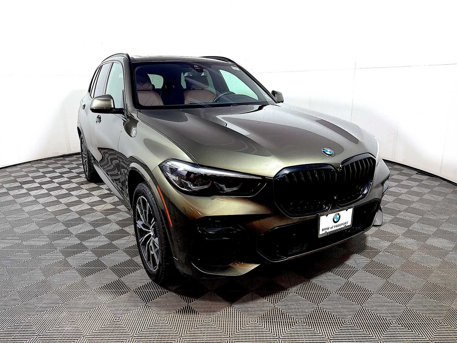 2023 BMW X5 M50i Sports Activity Vehicle
