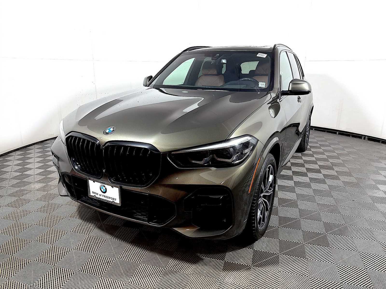 2023 BMW X5 M50i Sports Activity Vehicle