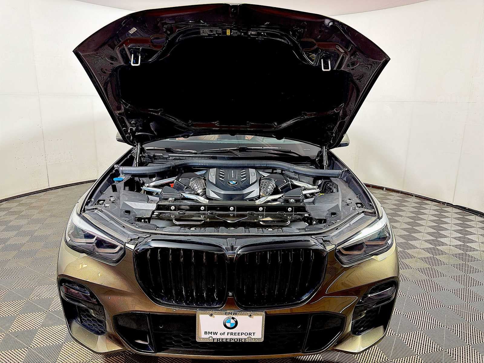 2023 BMW X5 M50i Sports Activity Vehicle