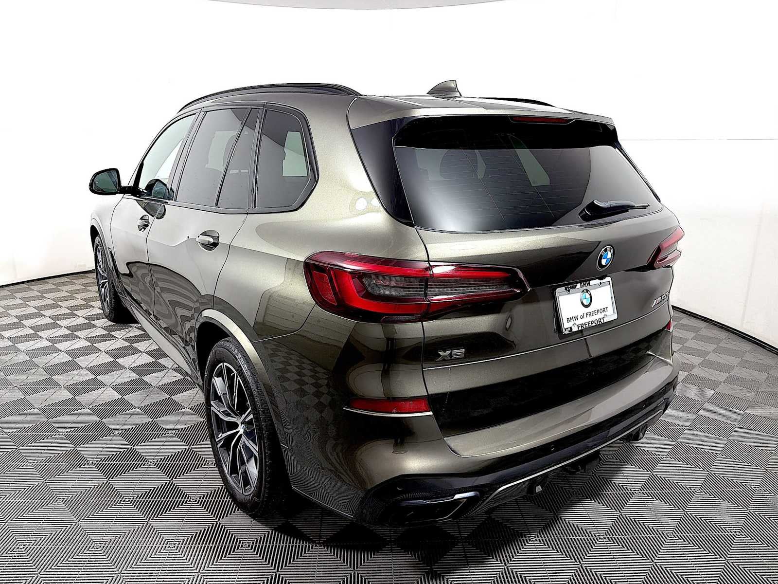 2023 BMW X5 M50i Sports Activity Vehicle