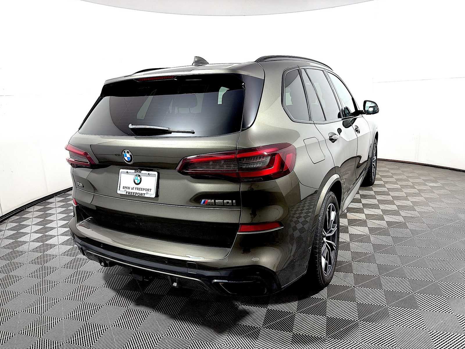 2023 BMW X5 M50i Sports Activity Vehicle