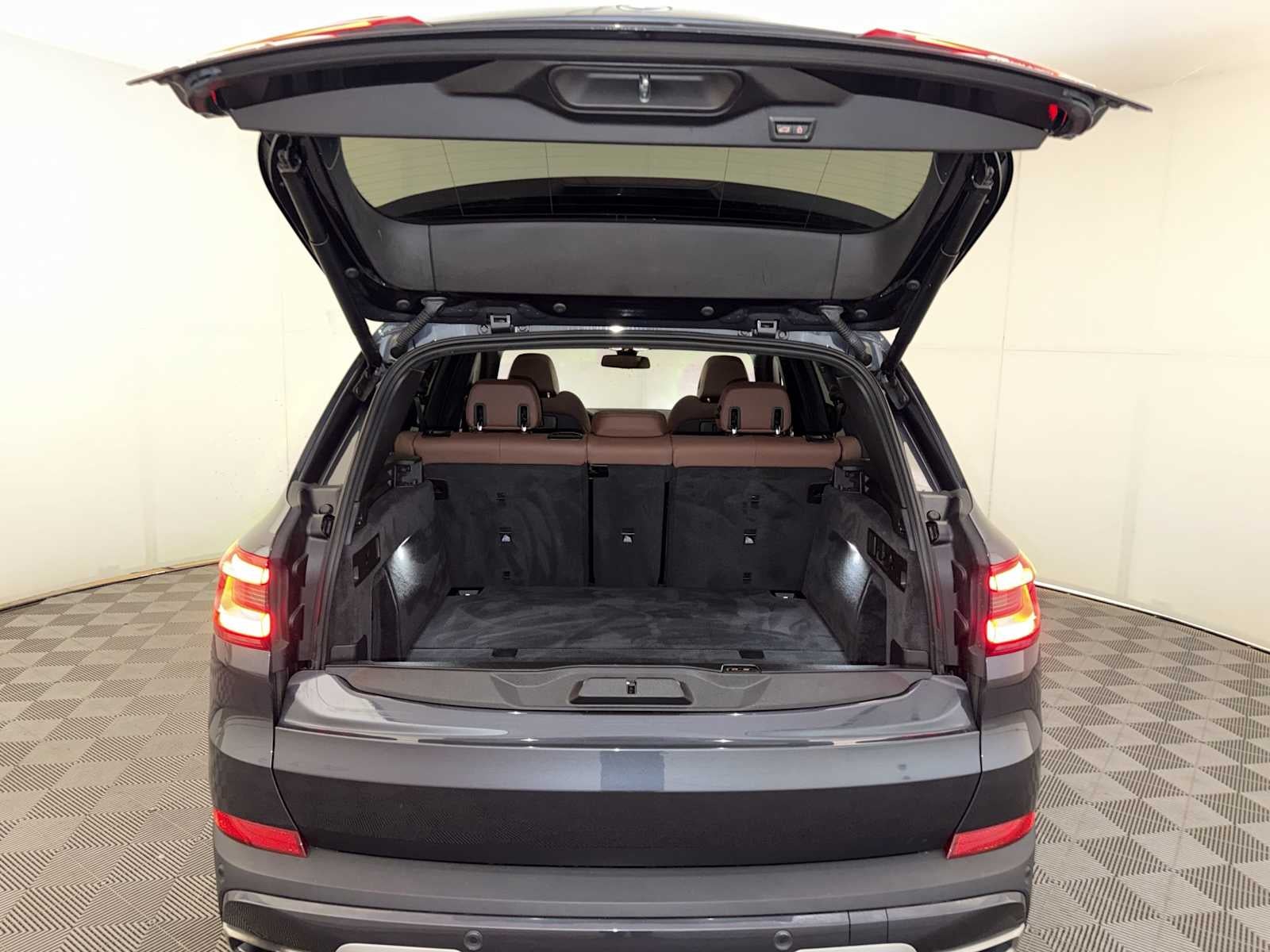 2022 BMW X5 xDrive45e Plug-In Hybrid