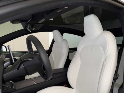 2026 Tesla Model Y RWD