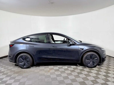 2026 Tesla Model Y RWD