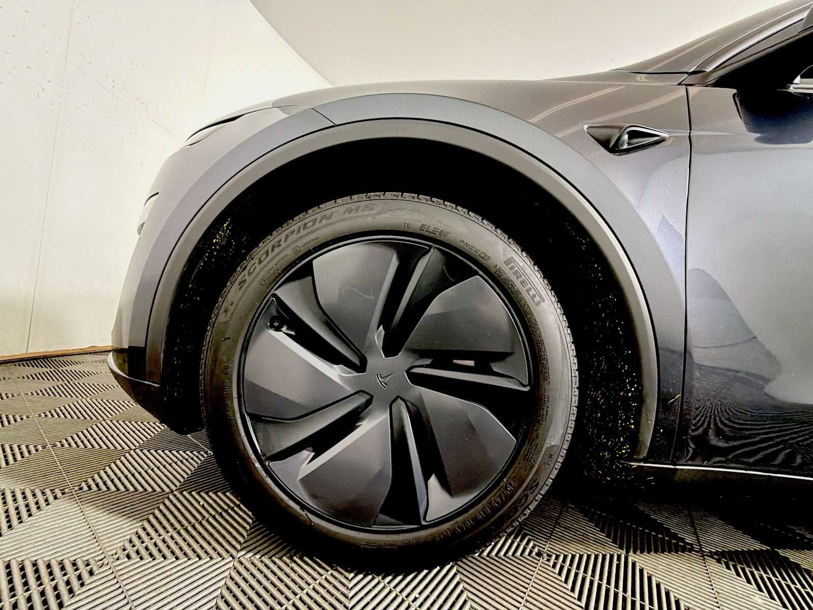 2026 Tesla Model Y RWD