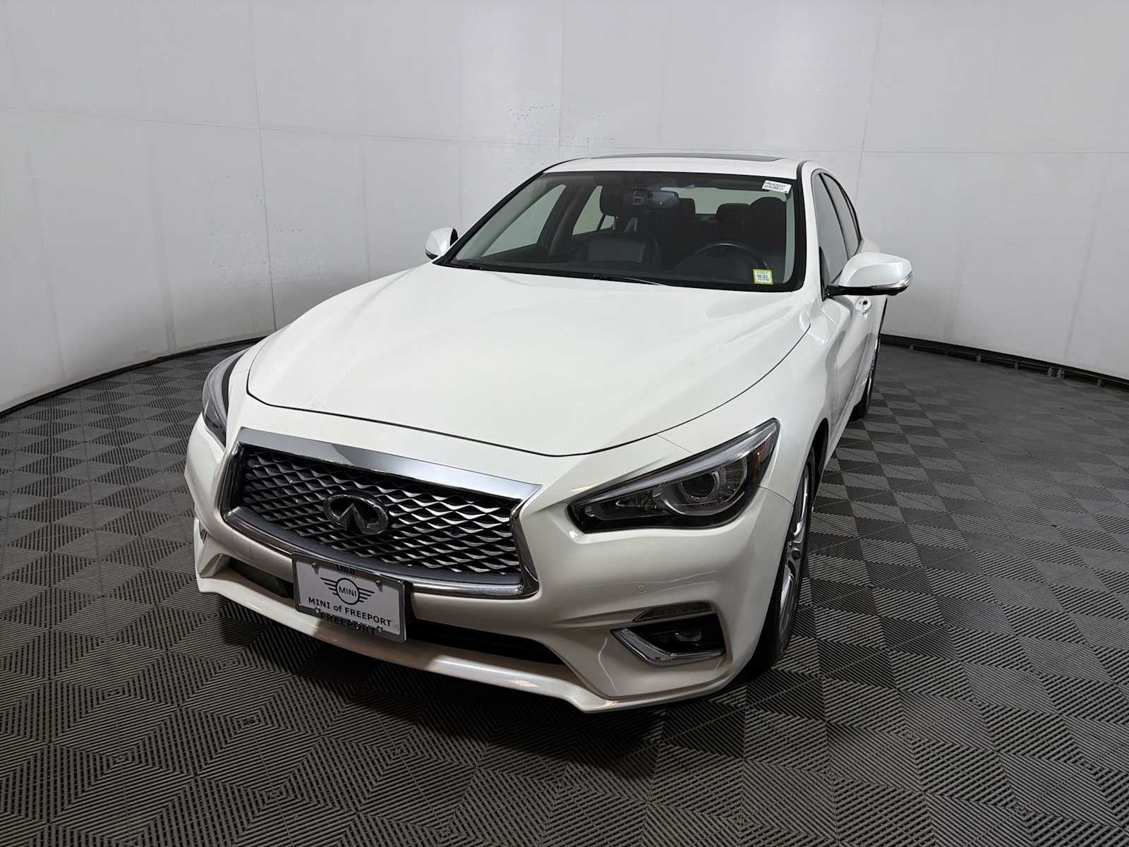 2023 INFINITI Q50 LUXE AWD