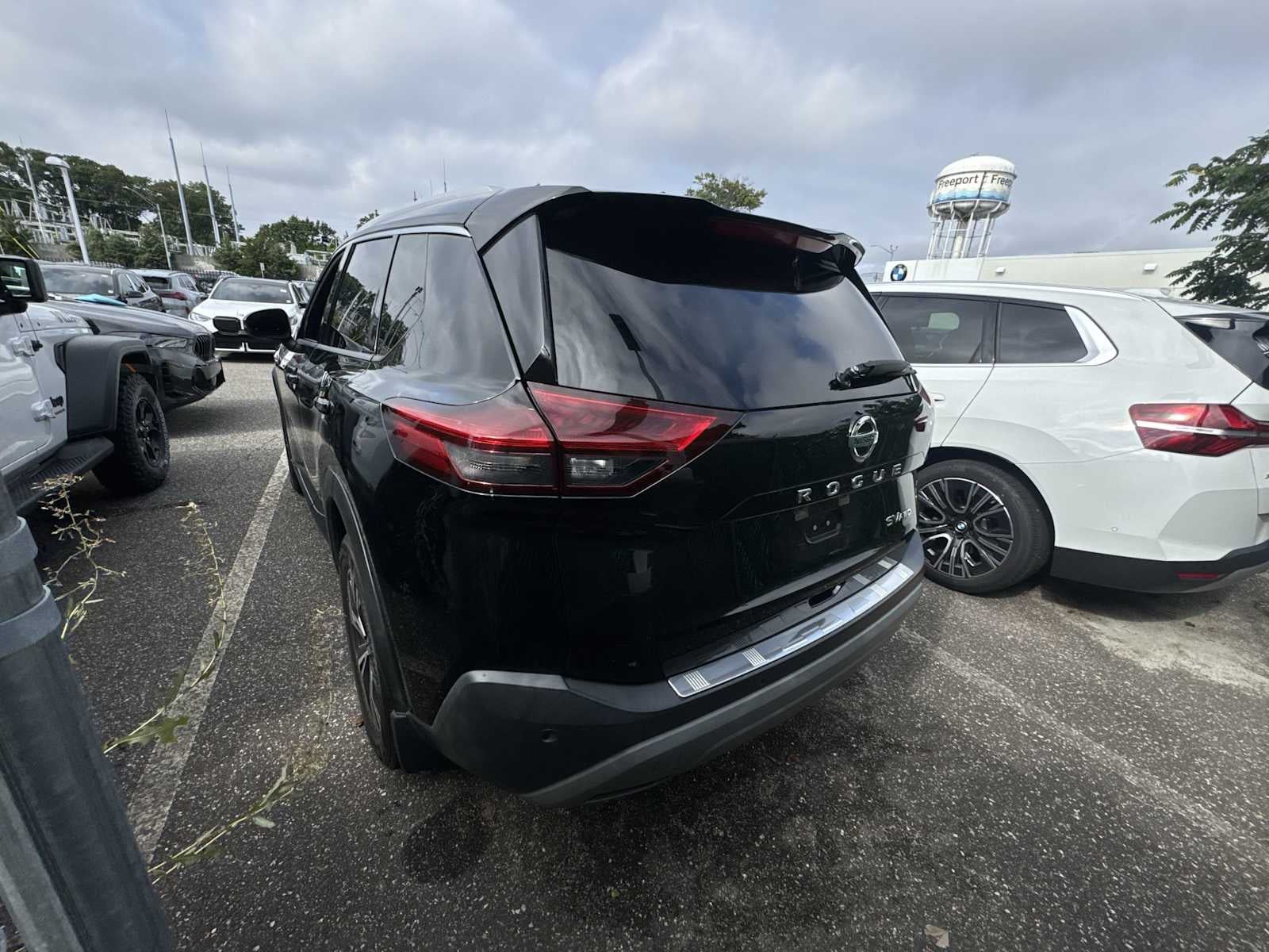 2021 Nissan Rogue AWD SV