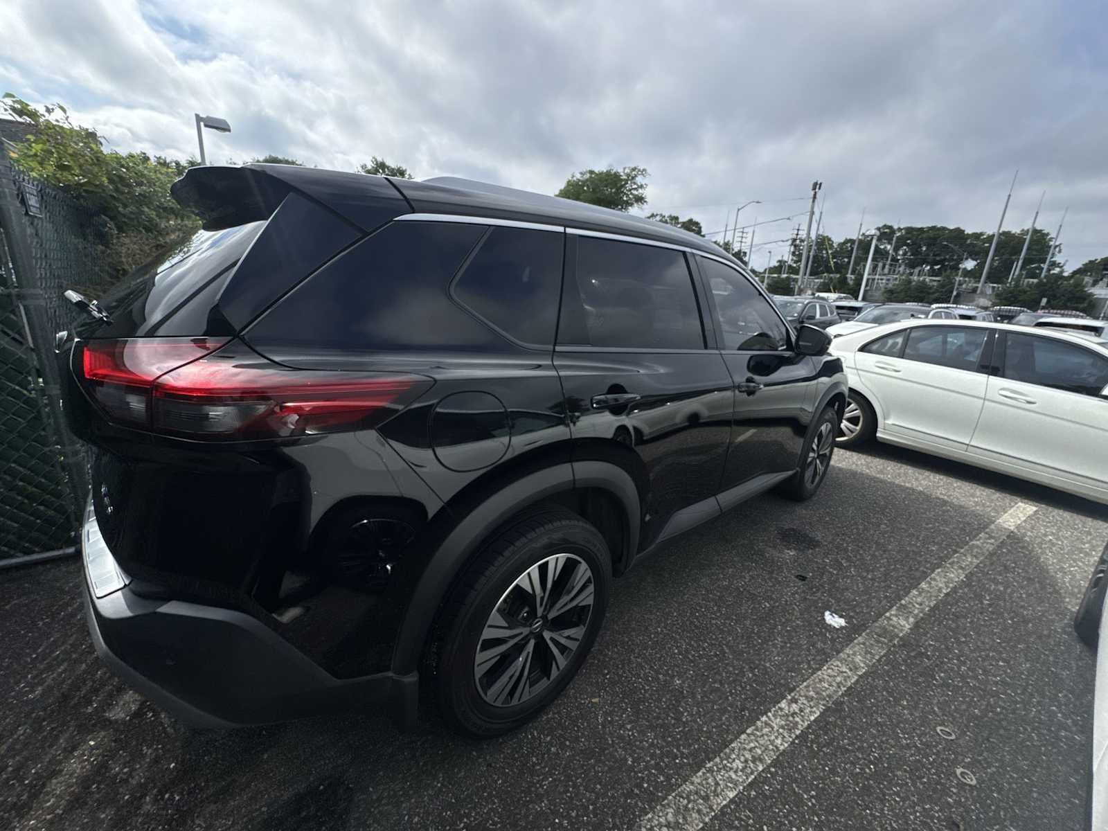 2021 Nissan Rogue AWD SV