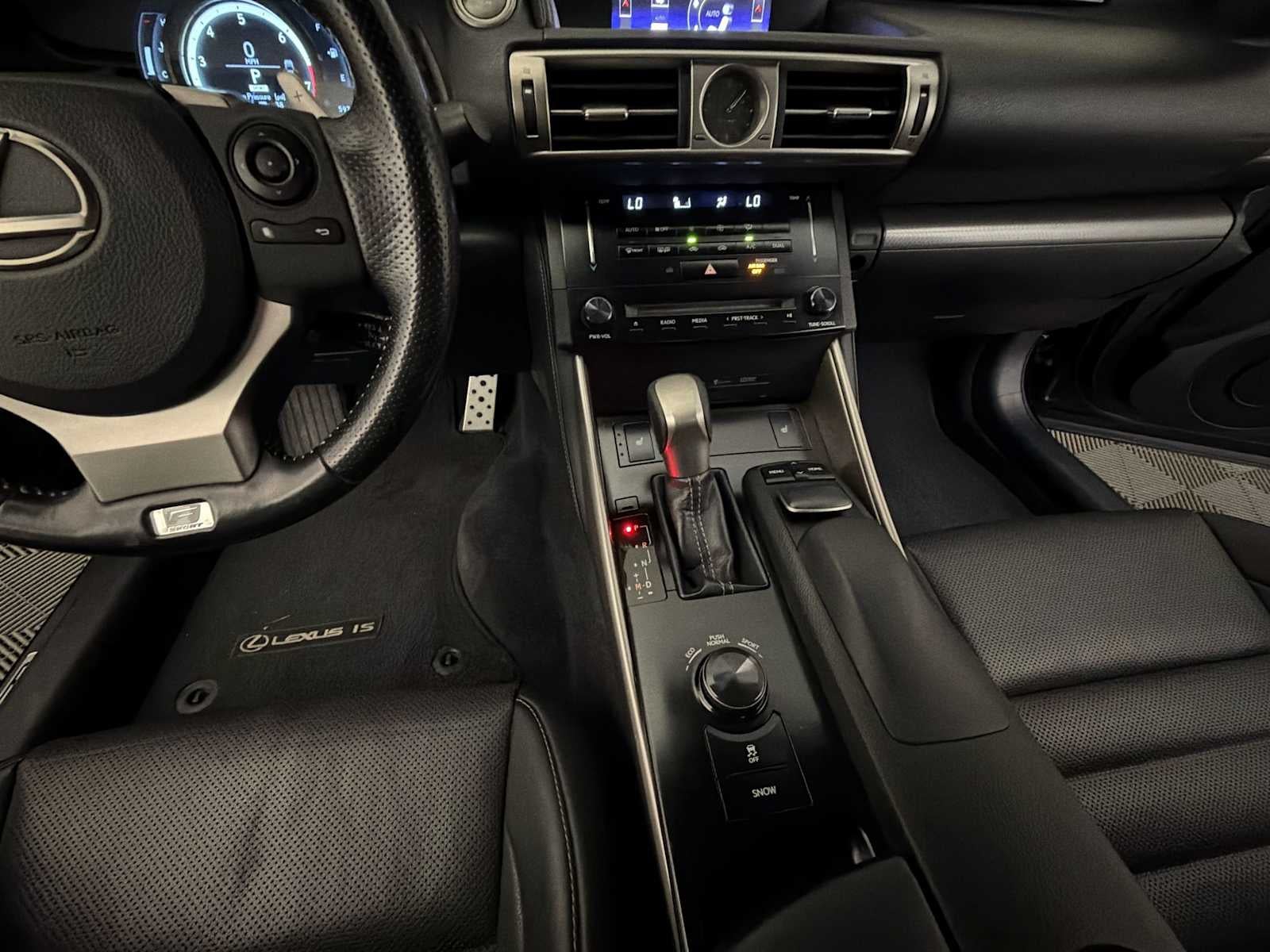 2014 Lexus IS 250 4dr Sport Sdn Auto AWD