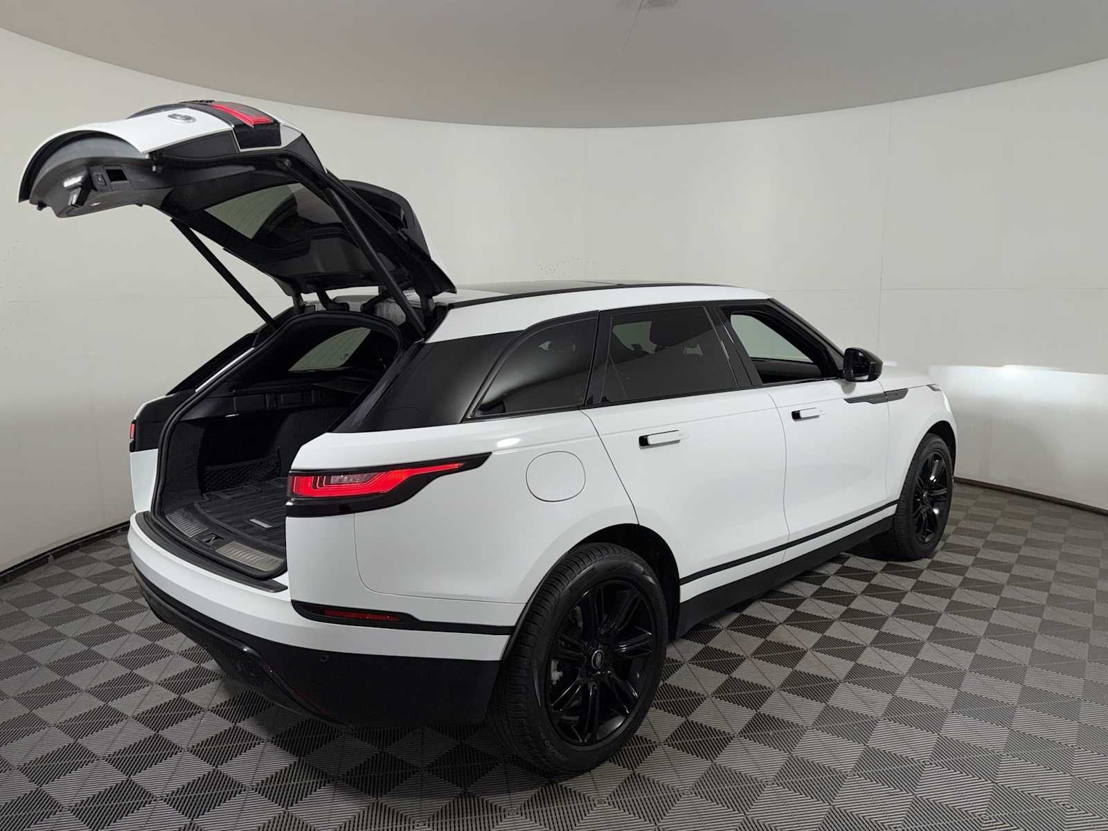 2022 Land Rover Range Rover Velar P250 S