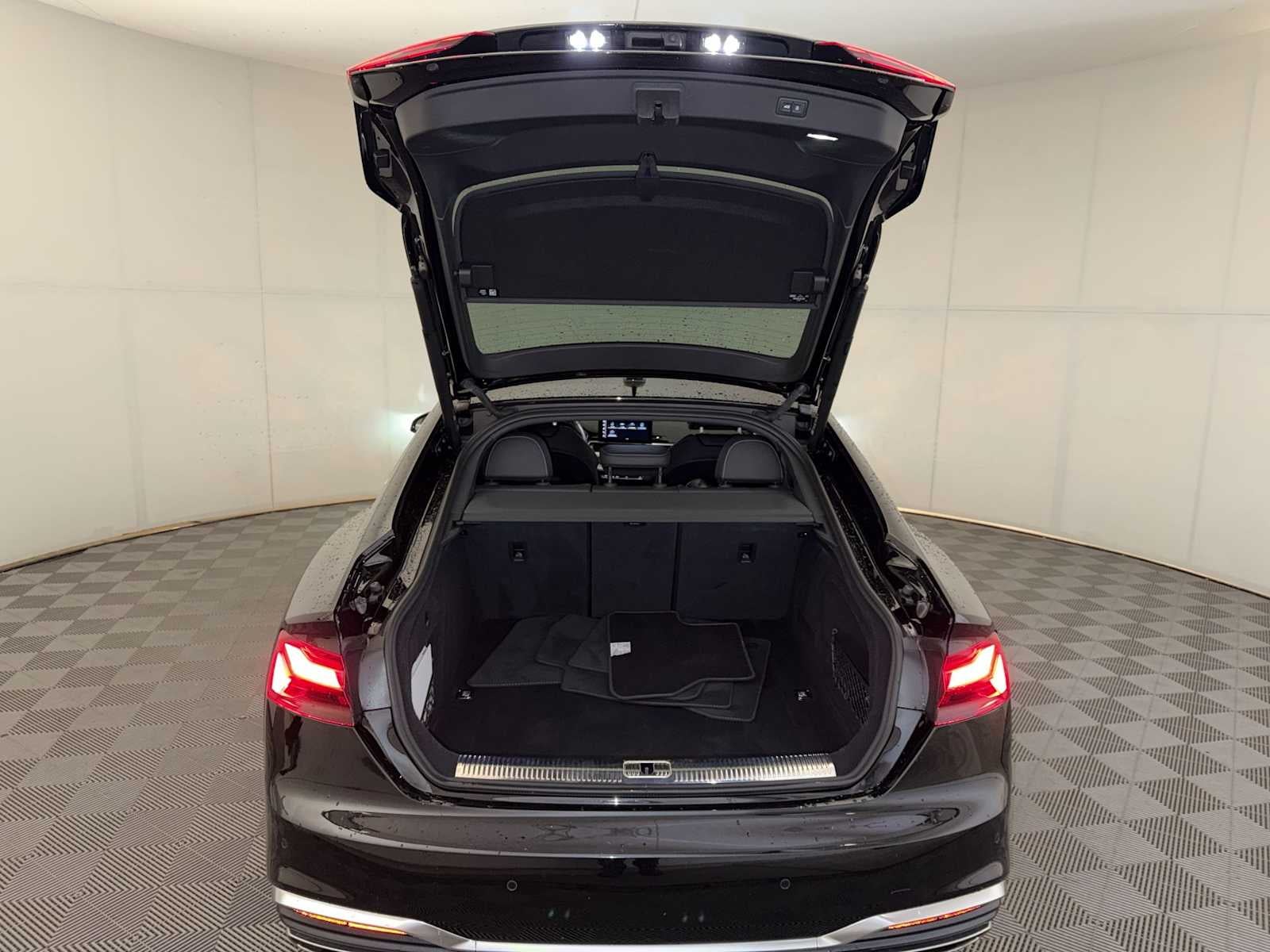 2022 Audi A5 Sportback S line Premium Plus 45 TFSI quattro
