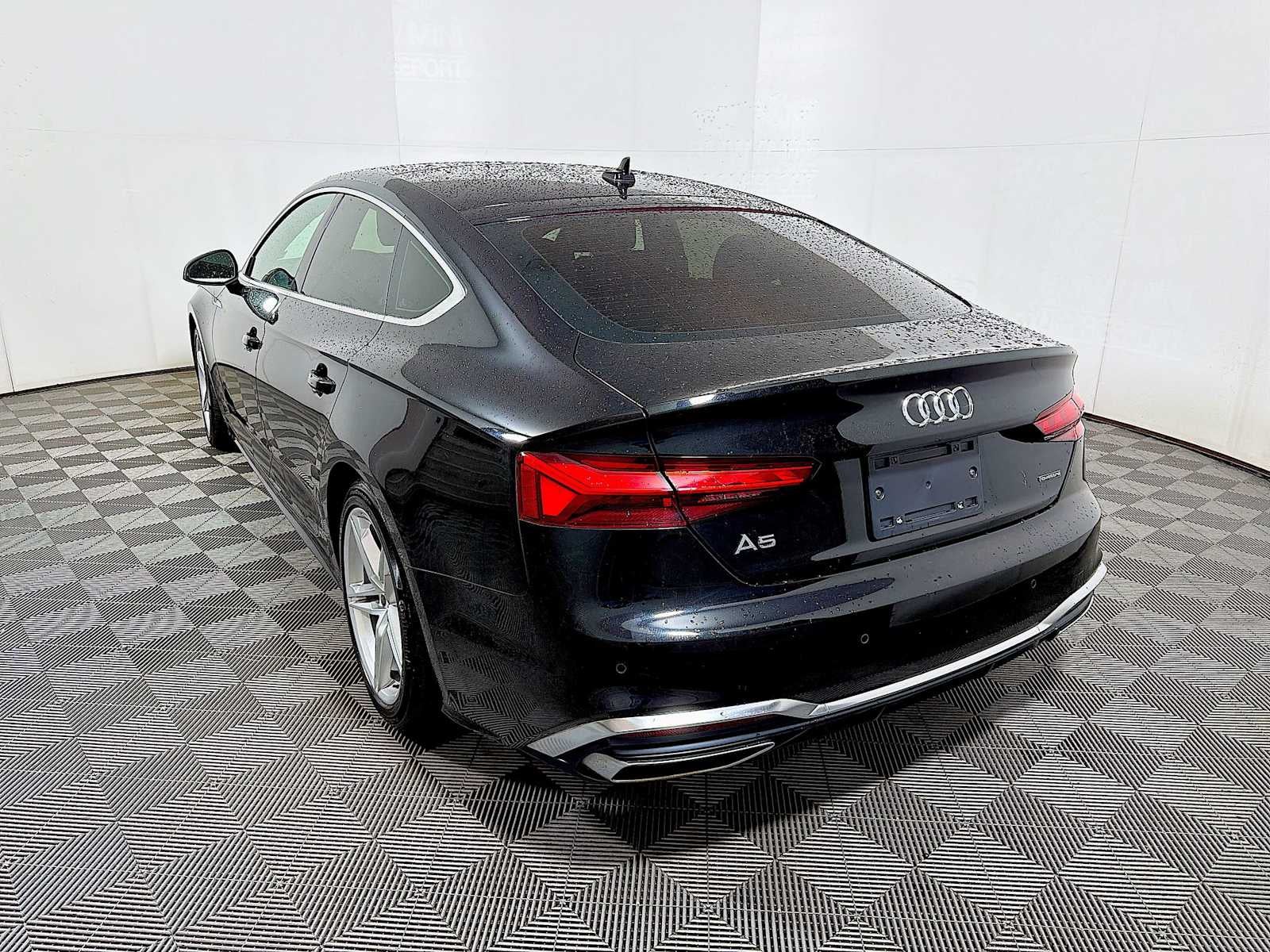 2022 Audi A5 Sportback S line Premium Plus 45 TFSI quattro